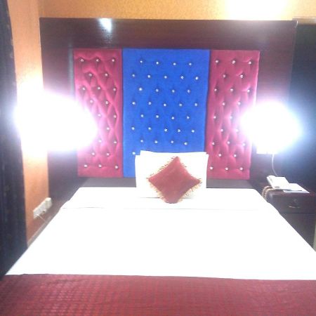 Hotel Lake View Plaza Daca Exterior foto
